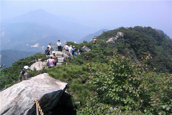 薄刀峰