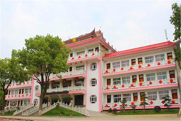 古龙山庄拓展基地 古龙山庄拓展基地