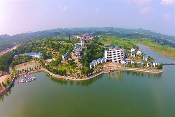 红安帝王湖景区 红安帝王湖景区