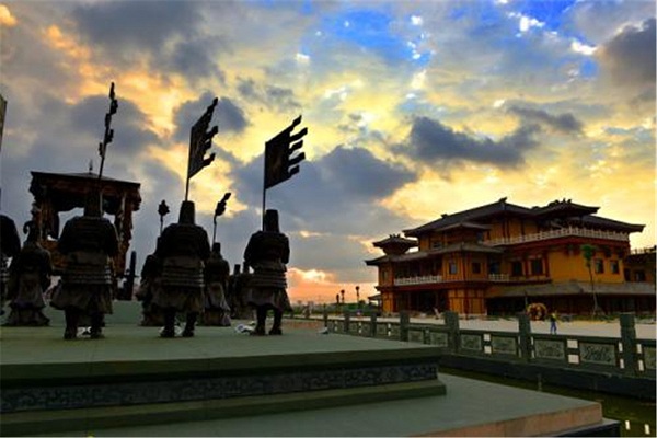 中国汉城汉宫景区 中国汉城汉宫景区